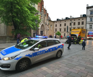 Kraków: Akcja służb na ulicy Stolarskiej. Wiemy, co się stało!