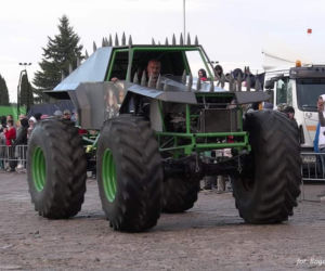 Widowiskowe Monster Truck w Grudziądzu! Zobacz kaskaderskie show na stadionie żużlowym