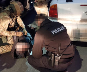 Pół kilograma narkotyków u 33-latka. Wielka akcja policji. Kontrterroryści w akcji 