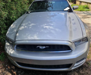 Piękny Ford Mustang za ułamek wartości. Skarbówka w Augustowie sprzedaje kultowe auto