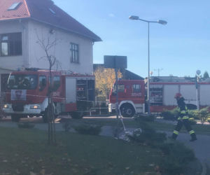 Pożar w szkole podstawowej w Zielonkach.Trwa ewakuacja [ZDJĘCIA]