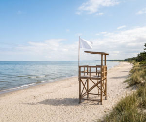 Sinice Jastarnia. Czy w Jastarni można się kąpać 21.08? Flaga, warunki pogodowe