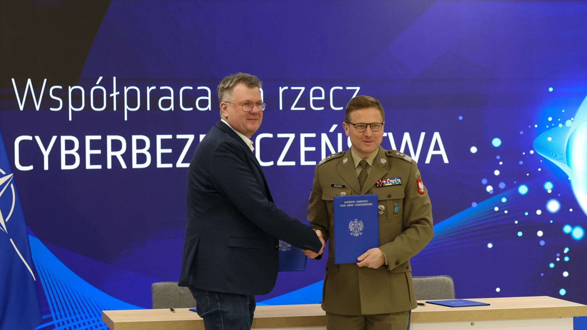 Wojska Obrony Cyberprzestrzeni na czele Europy. Kosiniak-Kamysz ogłasza erę AI w polskiej armii