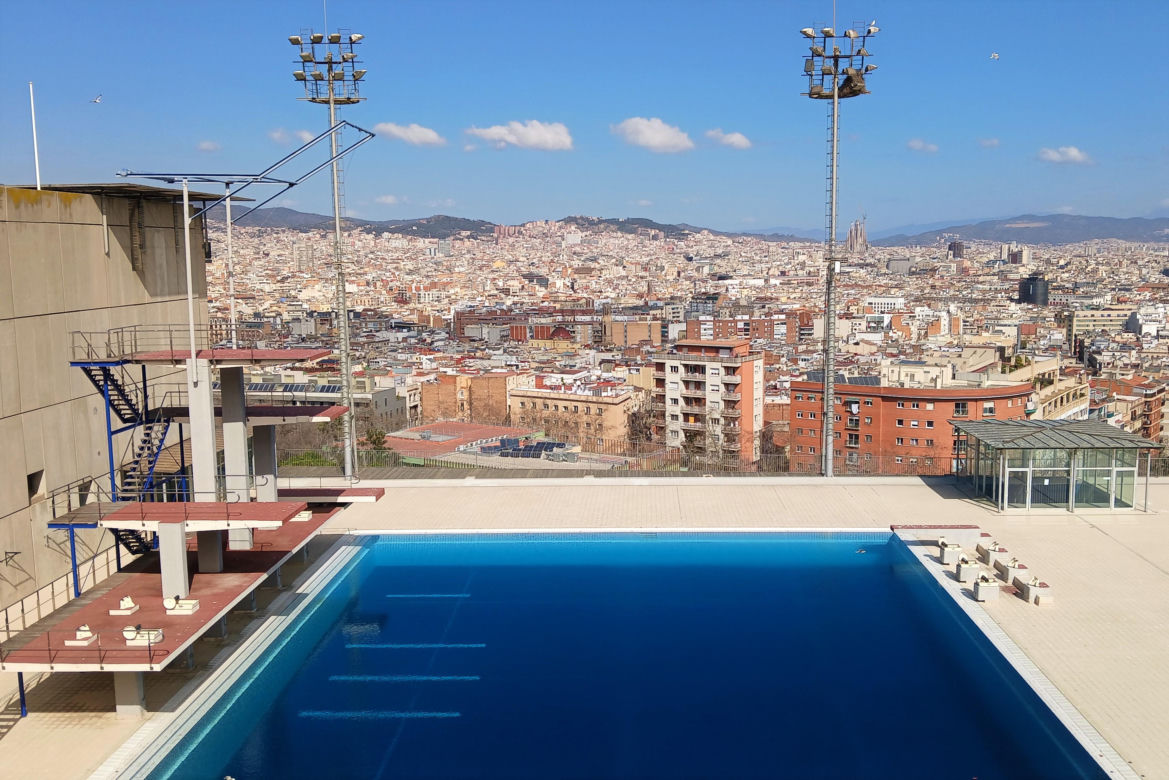 Piscina Municipal de Montjuïc w Barcelonie