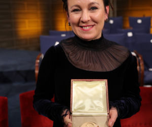 Olga Tokarczuk odebrała literacką Nagrodę Nobla