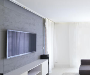 Beton architektoniczny - płyty dekoracyjne z betonu w salonie