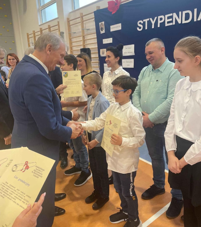 Gmina Iława przyznała stypendia uczniom