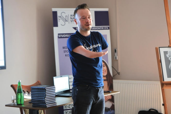 Mariusz Kędzierski na spotkaniu w Grudziądzu