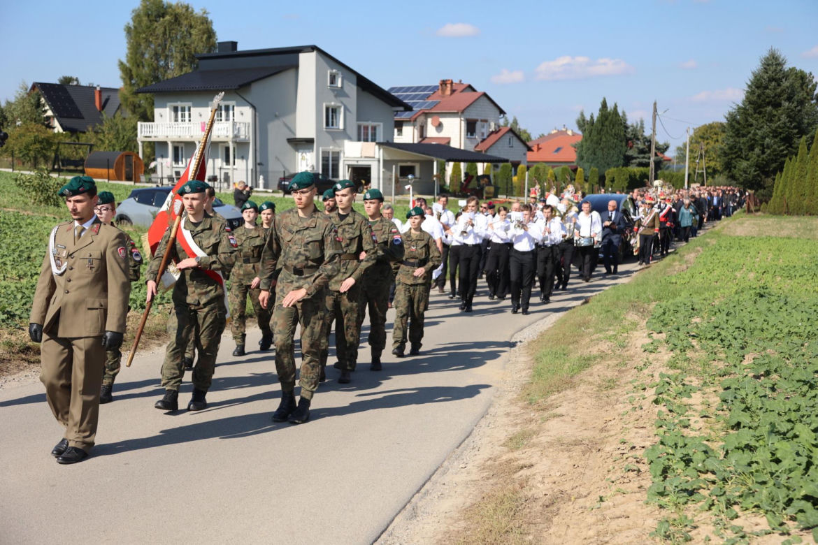 Pogrzeb księdza Stanisława w Grzęsce