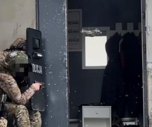 Podwójne zabójstwo na Targówku. Radek J. maczetą bronił się przed kontrterrorystami