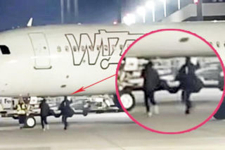 Dwóch Rumunów goniło samolot! Afera na lotnisku