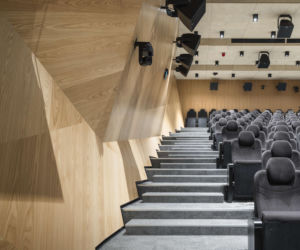 Budynek biurowo-administracyjny w kampusie CD PROJEKT RED