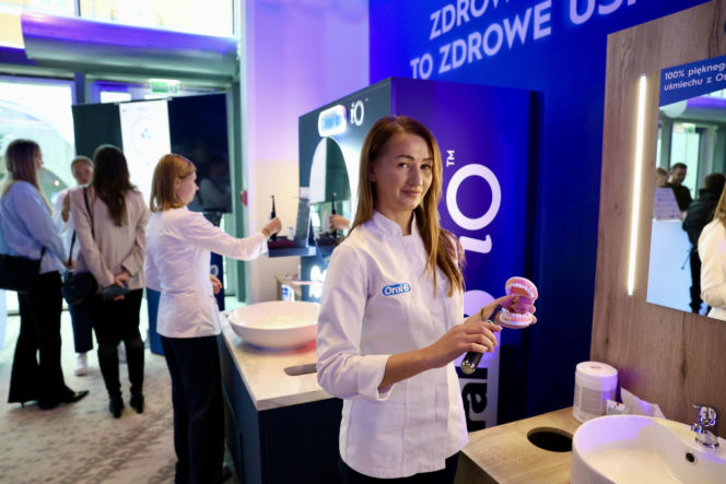 Iga i Agata Świątek na konferencji otwierającej kampanię Oral-B