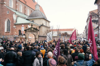 Protesty na krakowskim Kazimierzu w obronie kamienic