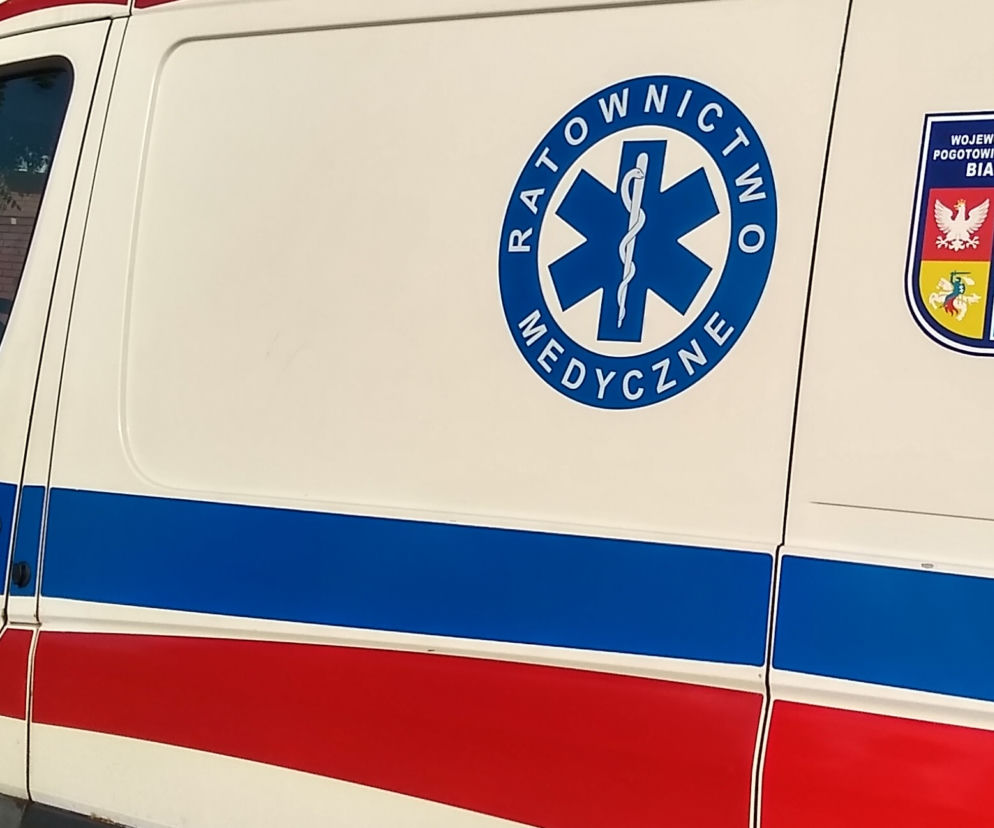 Wypadek w centrum Białegostoku. Auto wjechało w kobietę stojąca przed przejściem dla pieszych