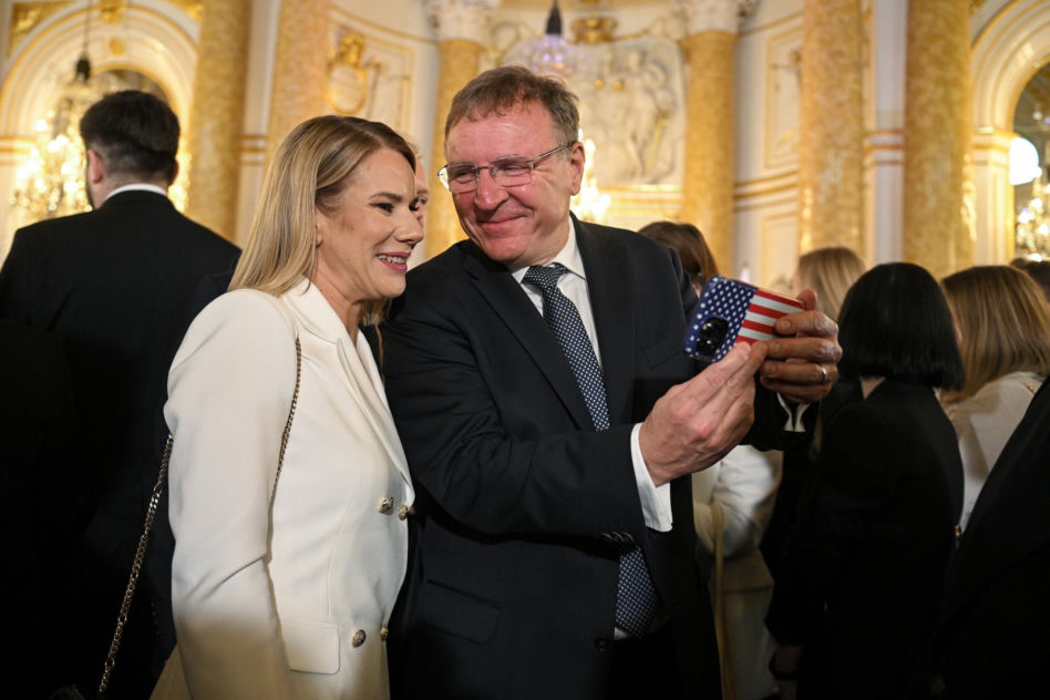  Marta Nawrocka w jasnej kreacji na Zamku Królewskim