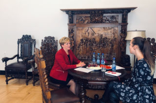 Pielęgniarki zastępują lekarzy. Rewolucyjne zmiany w polskich przychodniach [WYWIAD]