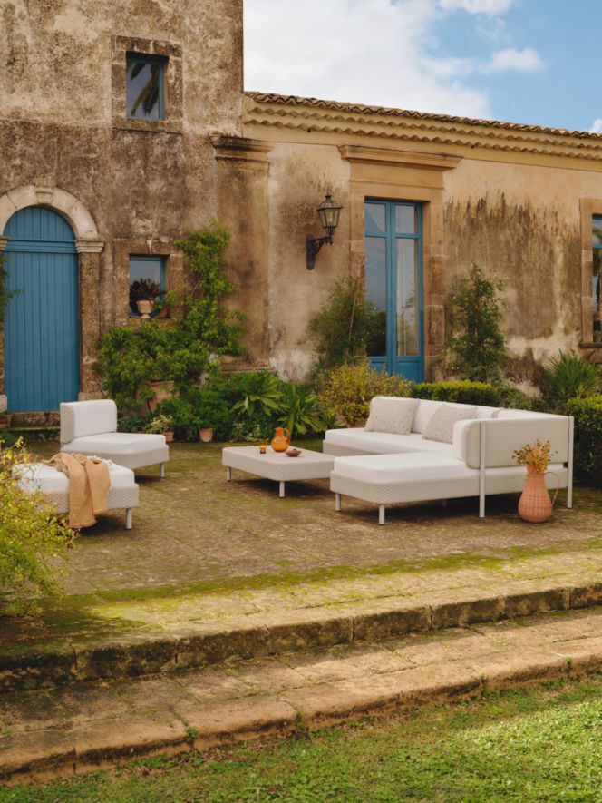 Pomysł na aranżację dużego tarasu od Westwing