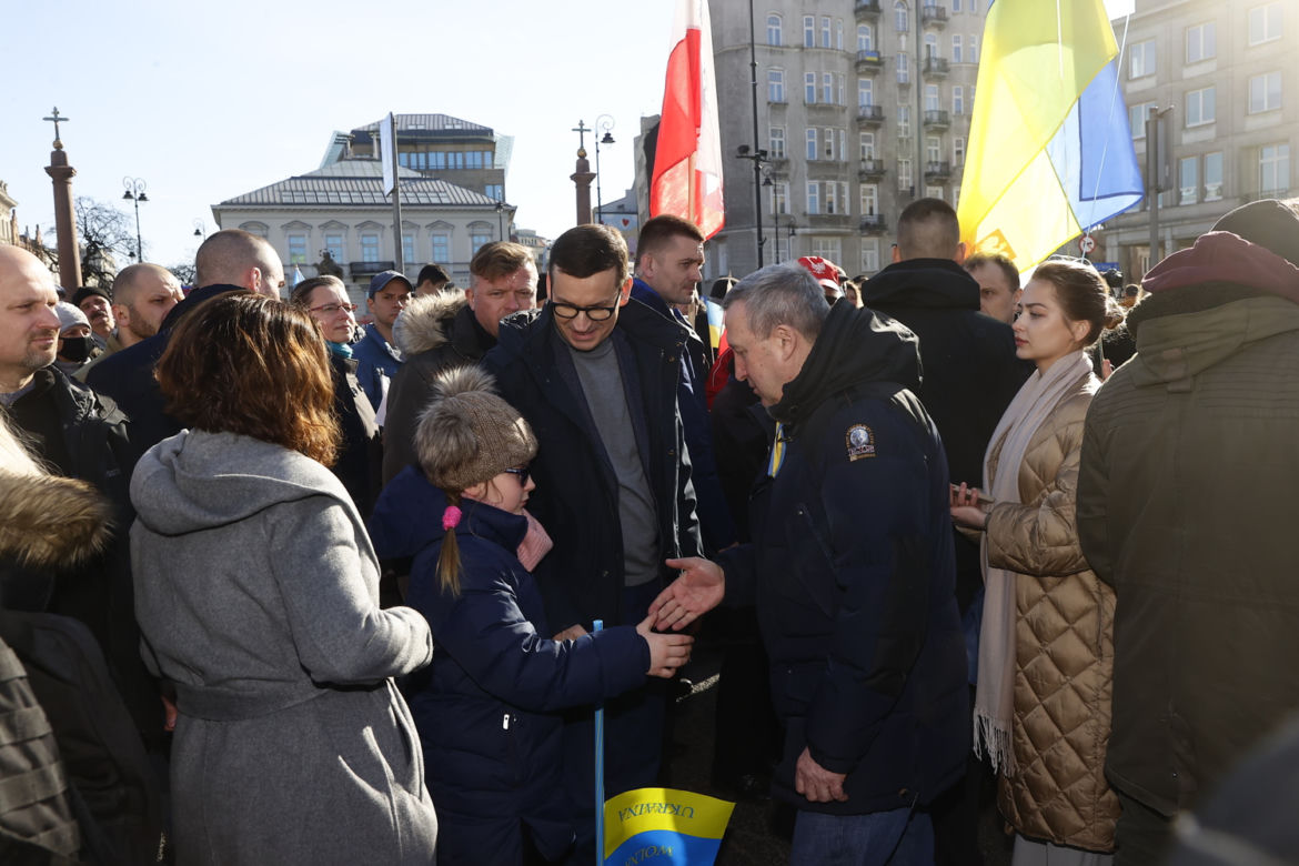 Warszawa. Manifestacji pod hasłem: Matki wołają przestańcie strzelać do dzieci!