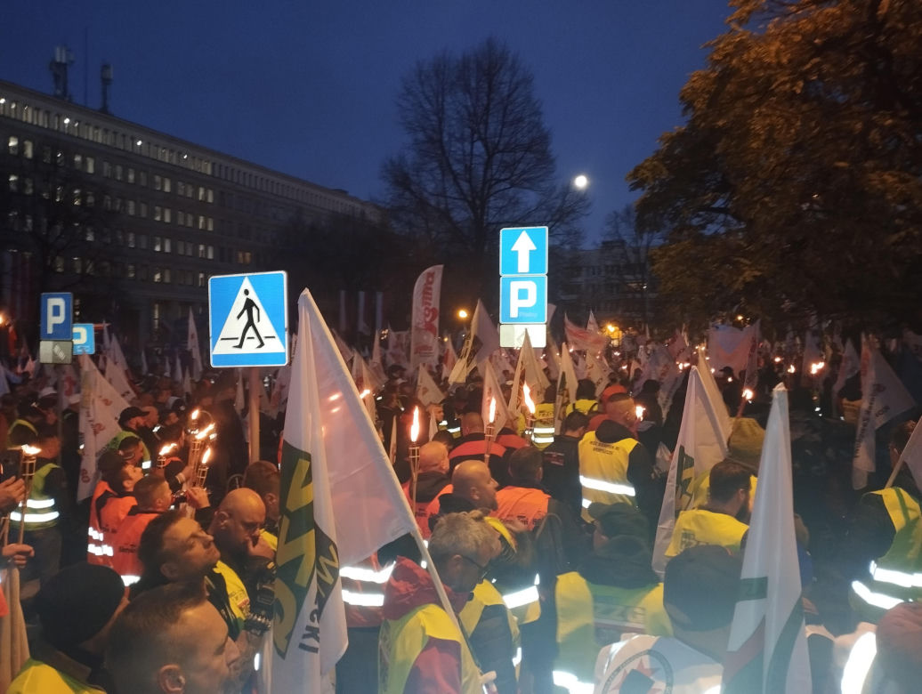 "Walczymy o Śląsk i o przemysł, żeby nie umarł"