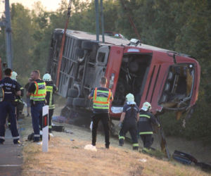 Kierowca zasnął za kółkiem? Policja ujawnia kulisy katastrofy