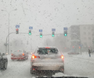 Totalny paraliż miasta. Białystok zasypany śniegiem 15.01.2019