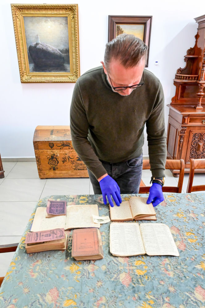 Szkolne pamiątki sprzed ponad 100 lat trafiły do Muzeum Historii Ziemi Kamieńskiej