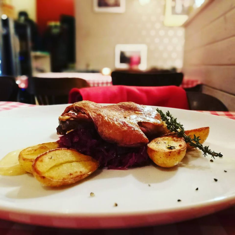 Zabierz mamę na kolację! Oto TOP 10 restauracji, które warto odwiedzić w Dzień Matki 2018 [GALERIA]