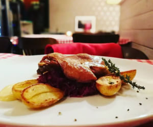 Zabierz mamę na kolację! Oto TOP 10 restauracji, które warto odwiedzić w Dzień Matki 2018 [GALERIA]