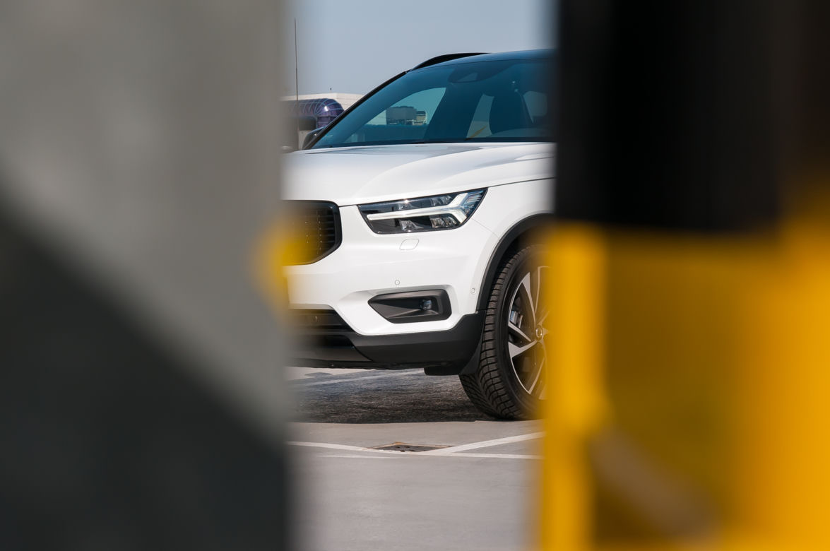 Volvo XC40 D4 190 KM R Design