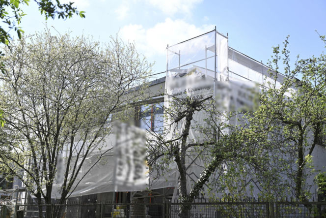 Niekończący się remont sąsiadów Kaczyńskiego