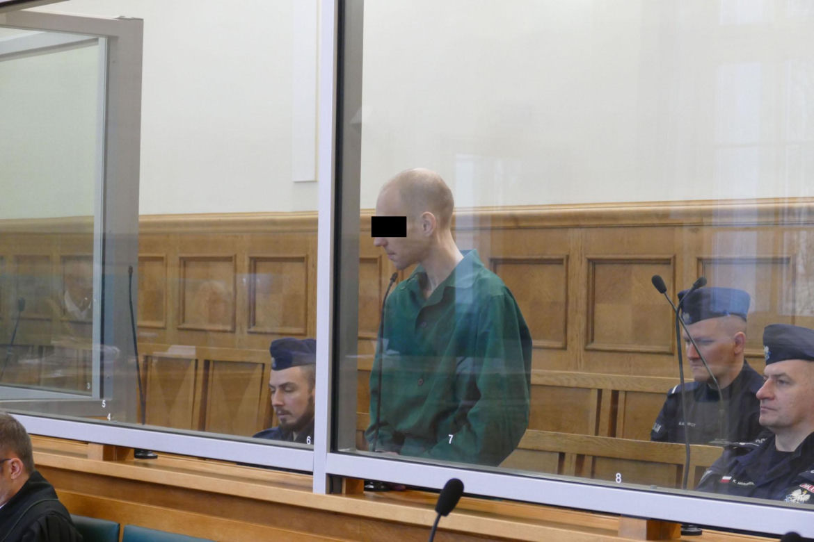 Horror w Łodzi. Zaszlachtował przyjaciela, chciał go podpalić i zjeść