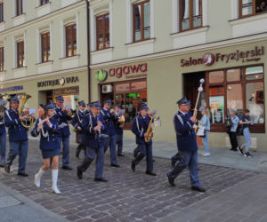 Wręczenie nominacji generalskiej płk. Zdzisławowi Baszakowi w Tarnowie