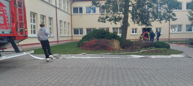 Próbna ewakuacja w zamojskim "rolniczaku"