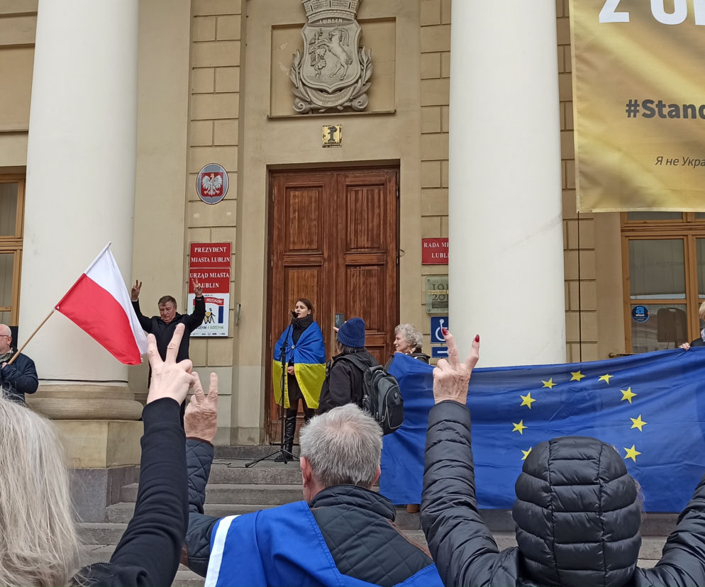 Wspólne śpiewanie Ody do wolności dla Ukrainy