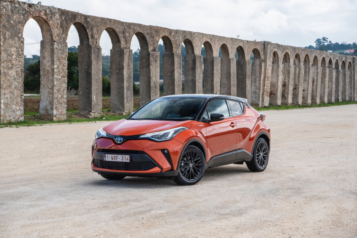Toyota C-HR 2.0 Hybrid Dynamic Force 184 KM e-CVT