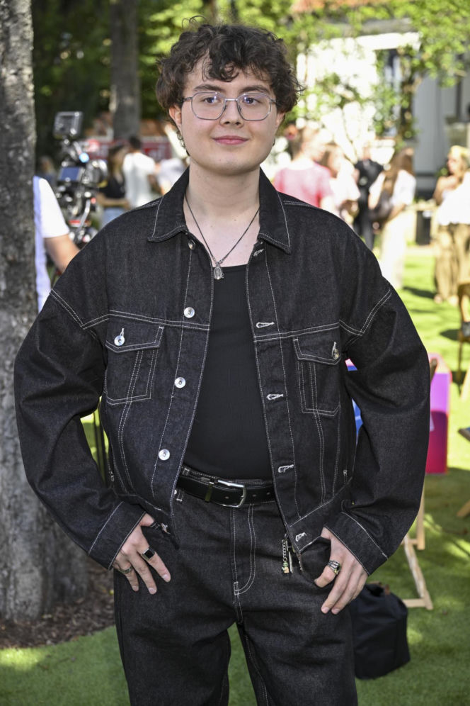 Mateusz Pawłowski jest dziś nie do poznania. Tak zmienił się Kacperek z serialu "Rodzinka.pl"