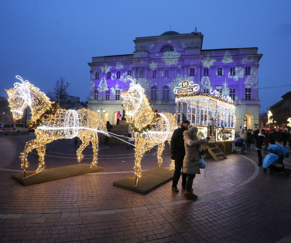  Warszawa. Świąteczna iluminacja znów zachwyca