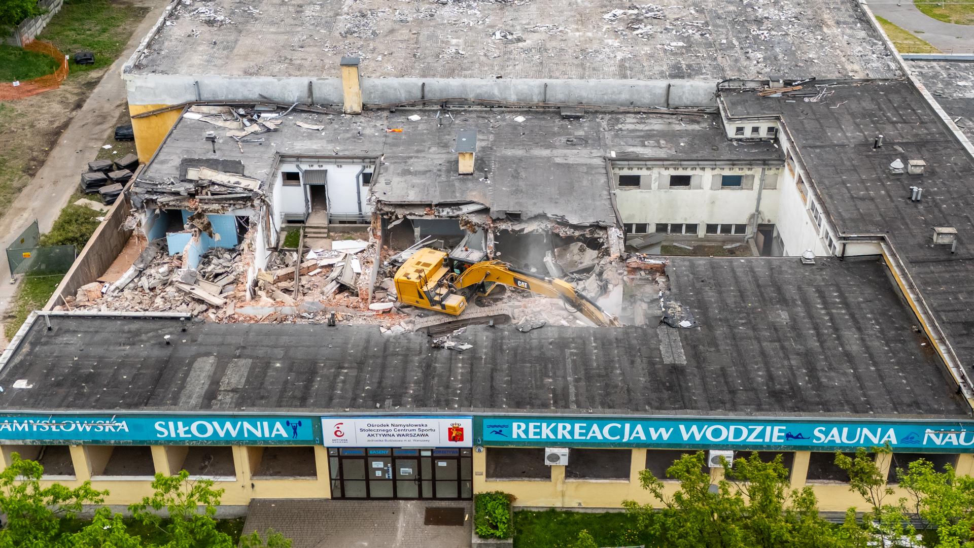 Ośrodek Namysłowska w Warszawie - rozbiórka basenu