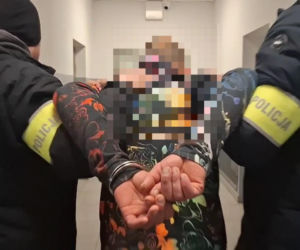 Chciał oszukać seniorkę podając się za policjanta. Kolejne 3 miesiące spędzi w areszcie 