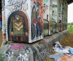 Trójwymiarowy mural przypomina o dawnej świetności linii kolejowej do Polic