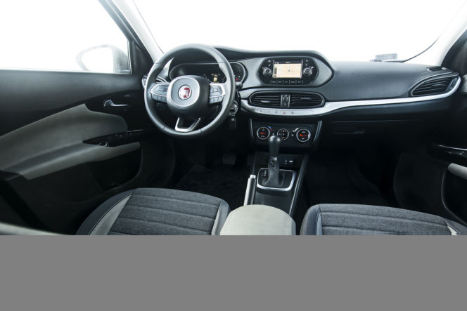 Fiat Tipo 1.6 E-Torq AT Lounge