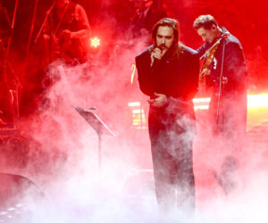 Co ona ma na sobie?! Szroeder wyglądała jak w firance z PRL-u