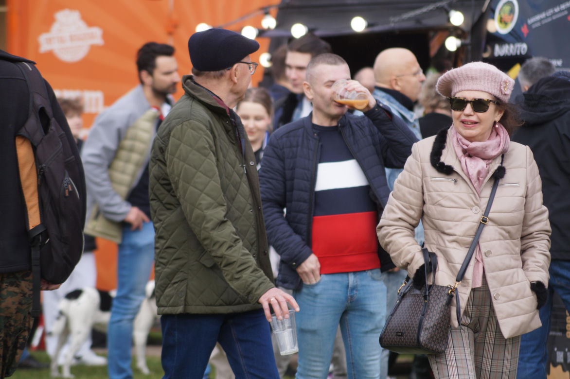 Knajpy na kółkach zaparkowały w Bydgoszczy. Za nami kolejne spotkanie z food truckami [ZDJĘCIA]