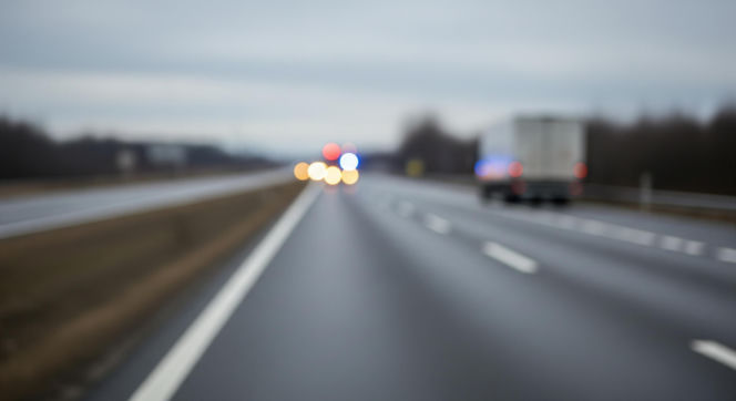 Przewrócona cysterna na DK19. Jak długo potrwają utrudnienia w Sarnakach?