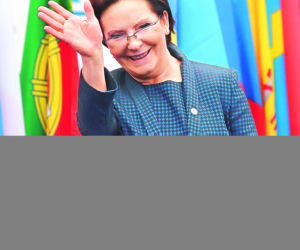 Ewa Kopacz zwozil meble do willi premiera!