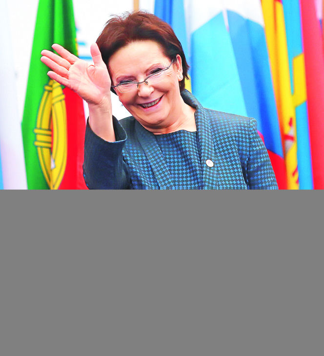 Ewa Kopacz zwozil meble do willi premiera!