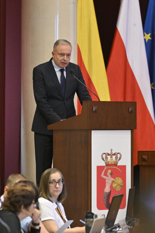 Wotum zaufania i absolutorium dla prezydenta Rafała Trzaskowskiego