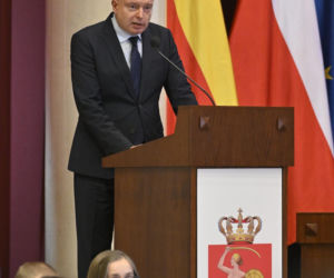 Wotum zaufania i absolutorium dla prezydenta Rafała Trzaskowskiego