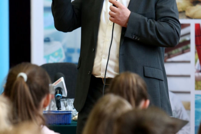 Minister Szumowski spotkał się z uczniami klasy VII